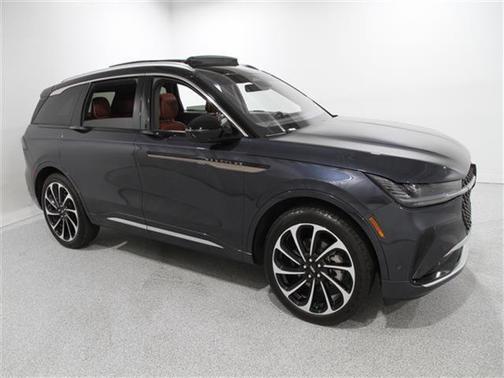 2024 Lincoln Nautilus Black Label