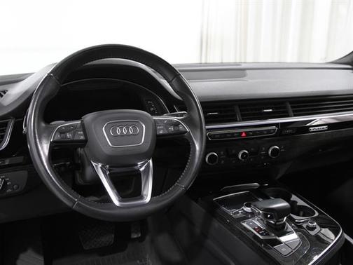 2019 Audi Q7 55 Premium Plus