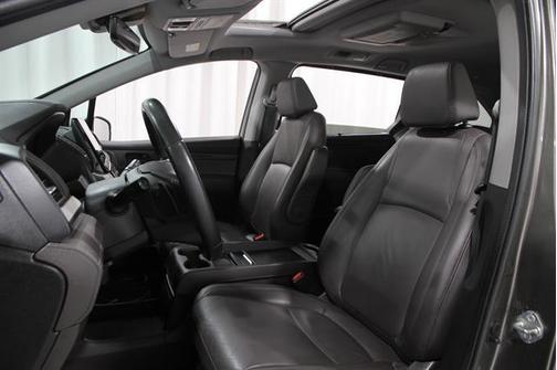 Modern Steel Metallic 2018 Honda Odyssey EX-L