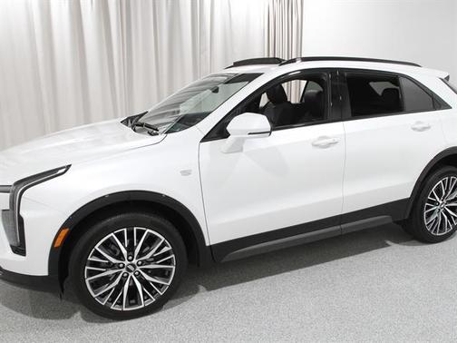 2024 Cadillac XT4 Sport