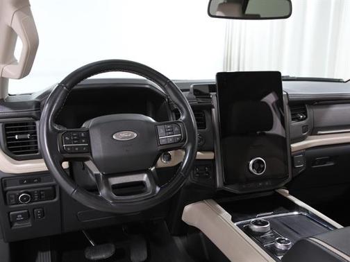 2023 Ford Expedition Max Platinum