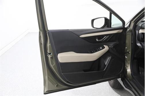GREEN 2023 Subaru Outback Premium