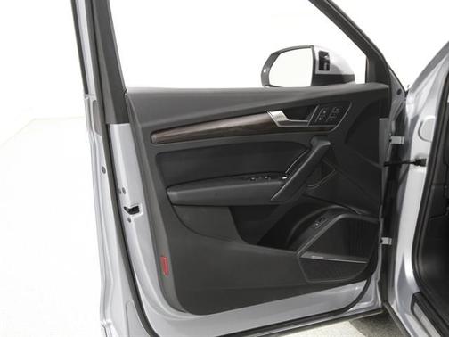 2018 Audi Q5 2.0T Premium Plus