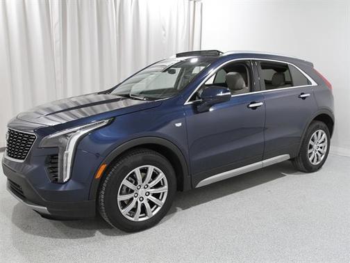 2021 Cadillac XT4 Premium Luxury