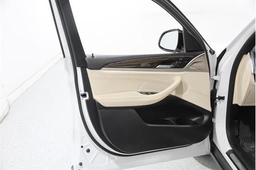 Mineral White Metallic 2019 BMW X3 xDrive30i