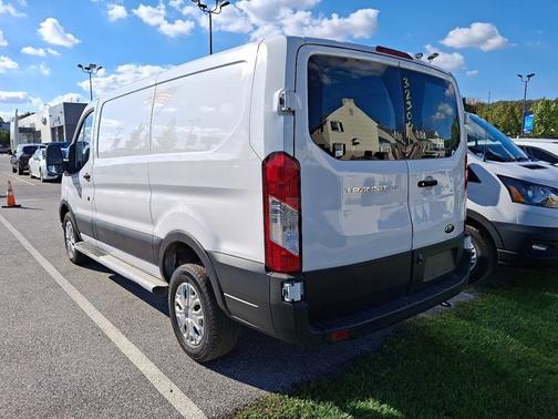 2023 Ford Transit-250 BASE