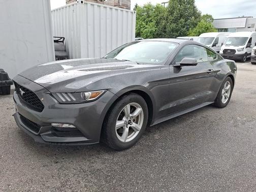 2017 Ford Mustang V6