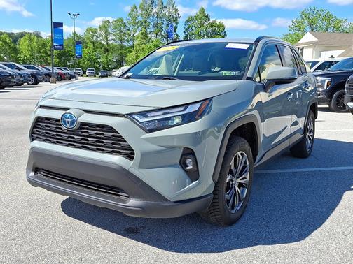 2023 Toyota RAV4 XLE PREMIUM