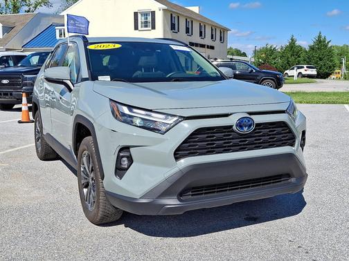 2023 Toyota RAV4 XLE PREMIUM