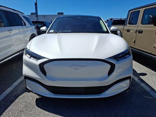 2022 Ford Mustang Mach-E PREMIUM
