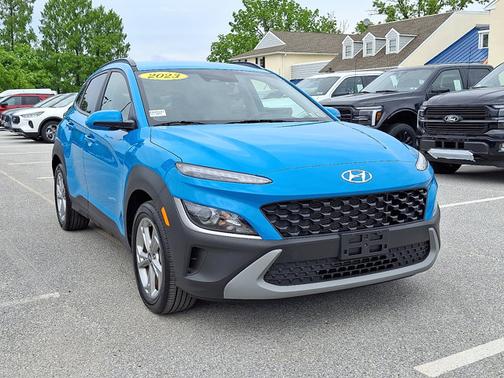 2023 Hyundai KONA SEL