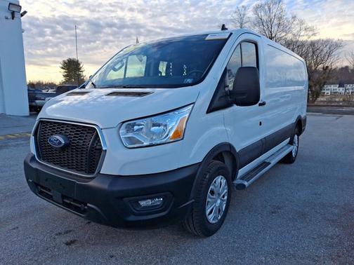 2022 Ford Transit-250 BASE