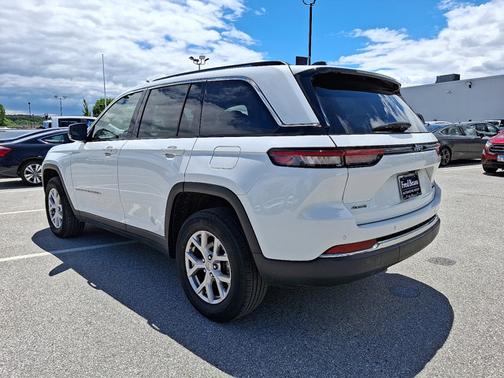 2022 Jeep Grand Cherokee LIMITED