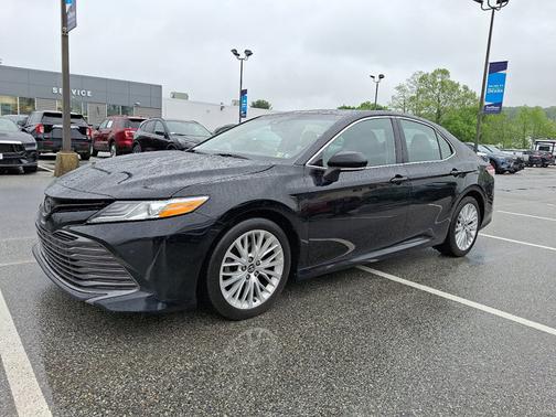 2018 Toyota Camry XLE
