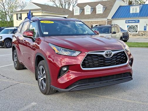 2022 Toyota Highlander XLE