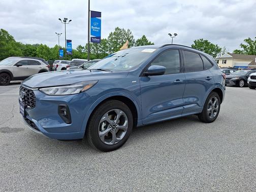 2023 Ford Escape ST-LINE SELECT