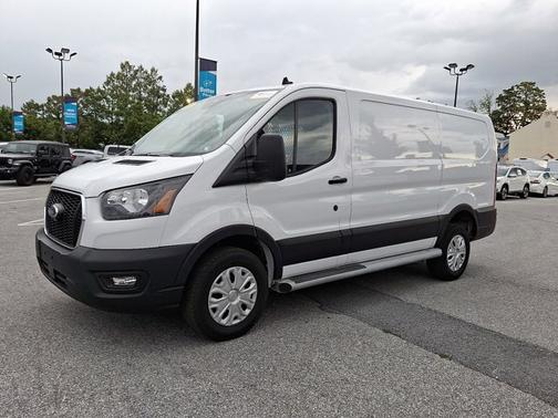 2023 Ford Transit-250 BASE