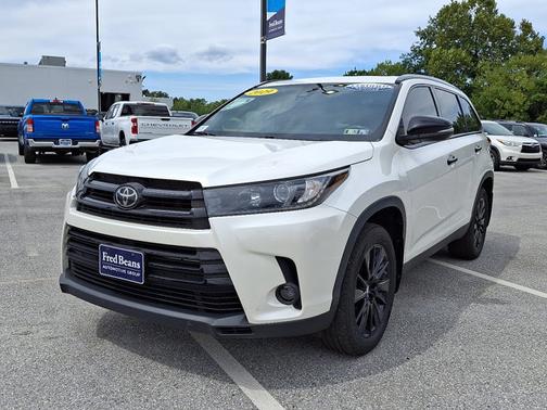 2019 Toyota Highlander SE