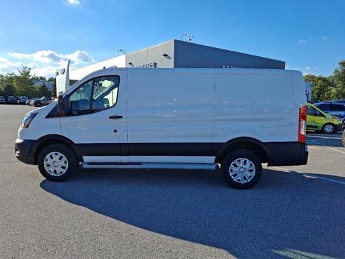 2023 Ford Transit-250 BASE