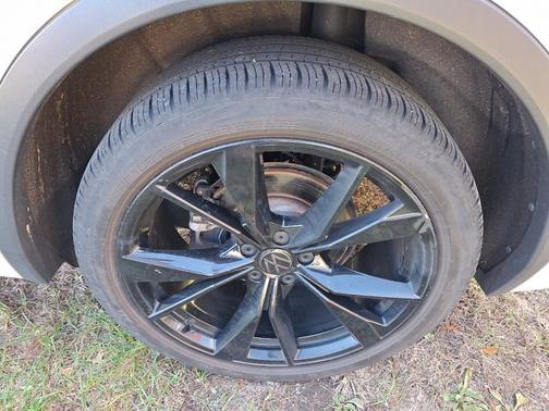 2022 Volkswagen Tiguan 2.0T SEL R-LINE