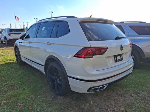 2022 Volkswagen Tiguan 2.0T SEL R-LINE