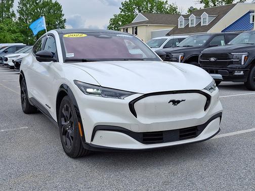 2022 Ford Mustang Mach-E PREMIUM