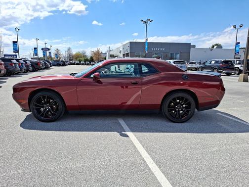 2018 Dodge Challenger SXT