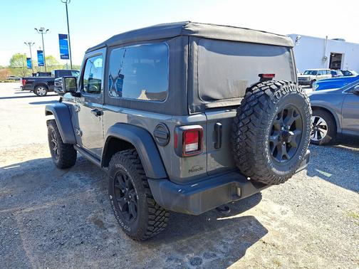 2021 Jeep Wrangler SPORT