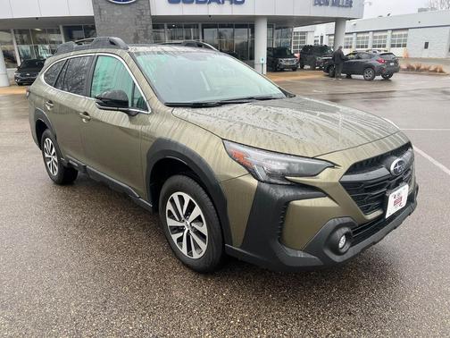 Autumn Green Metallic 2025 Subaru Outback Premium
