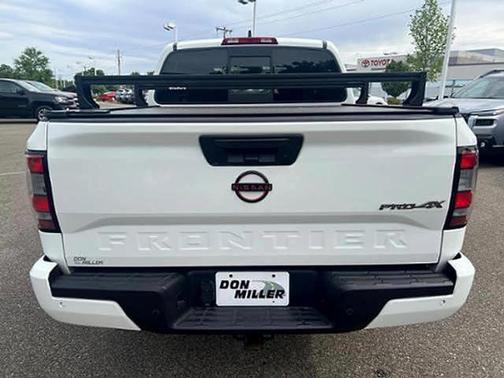 Glacier White 2022 Nissan Frontier PRO-4X