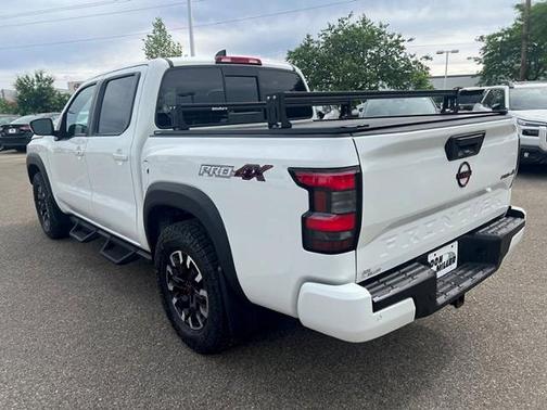 Glacier White 2022 Nissan Frontier PRO-4X