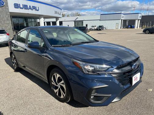 2025 Subaru Legacy Premium