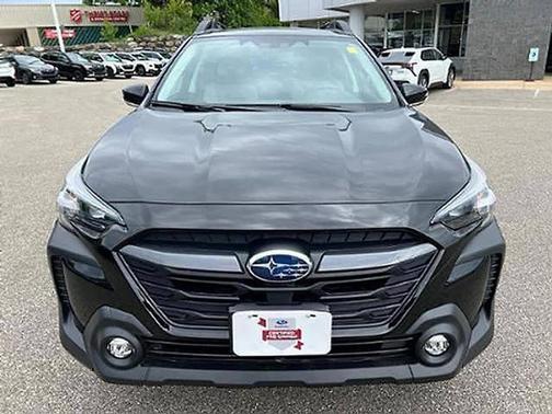 Crystal Black Silica 2024 Subaru Outback Premium