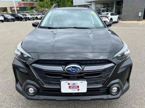 Crystal Black Silica 2024 Subaru Outback Premium