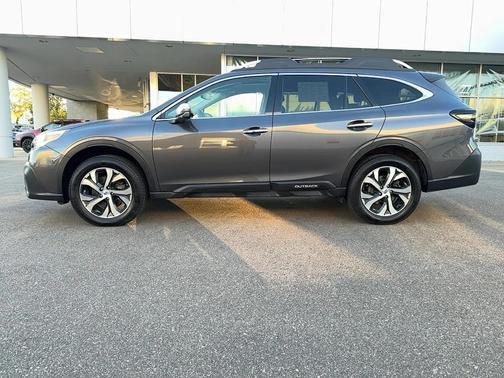 2020 Subaru Outback Touring XT