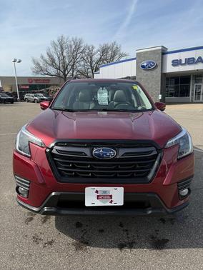 Crimson Red Pearl 2022 Subaru Forester Limited