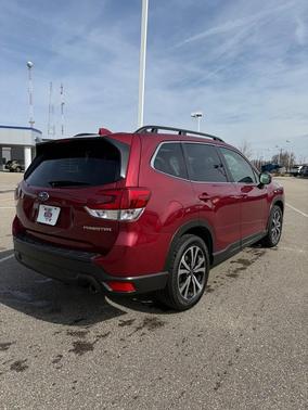 Crimson Red Pearl 2022 Subaru Forester Limited