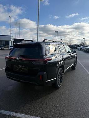 Crystal Black Silica 2026 Subaru Outback Limited XT