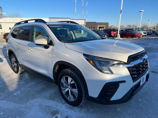 2025 Subaru Ascent Premium 8-Passenger