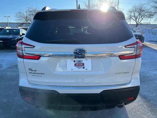 2025 Subaru Ascent Premium 8-Passenger