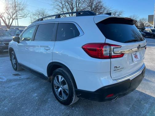 2025 Subaru Ascent Premium 8-Passenger