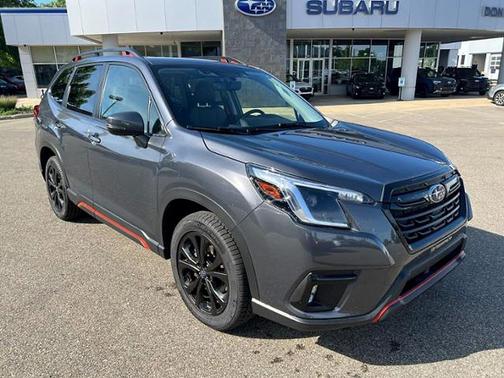 Magnetite Gray Metallic 2024 Subaru Forester Sport