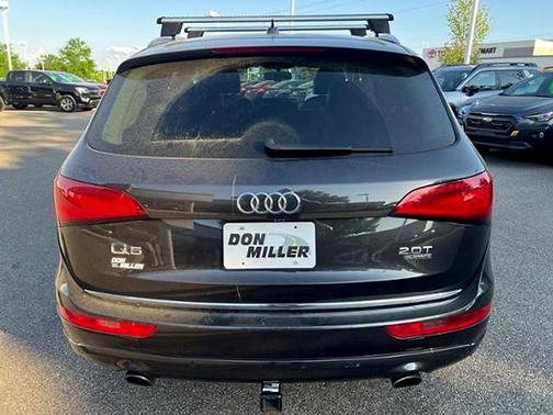 Lava Gray Pearl Effect 2016 Audi Q5 2.0T Premium Plus