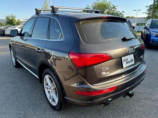 Lava Gray Pearl Effect 2016 Audi Q5 2.0T Premium Plus