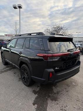 Crystal Black Silica 2026 Subaru Outback Limited XT