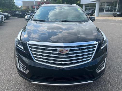 2018 Cadillac XT5 Platinum