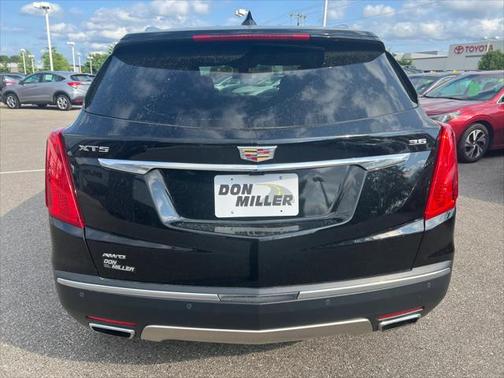 2018 Cadillac XT5 Platinum