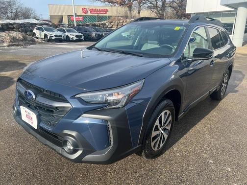 2025 Subaru Outback Premium