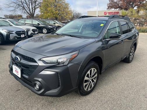 2025 Subaru Outback Premium