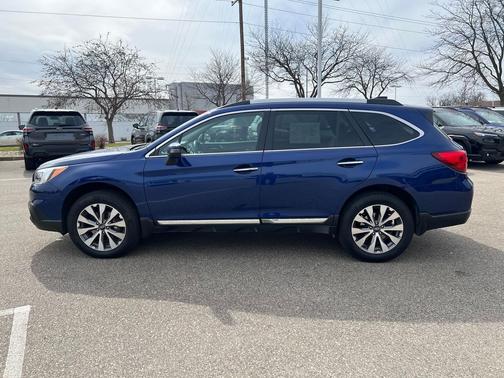 2017 Subaru Outback 2.5i Touring